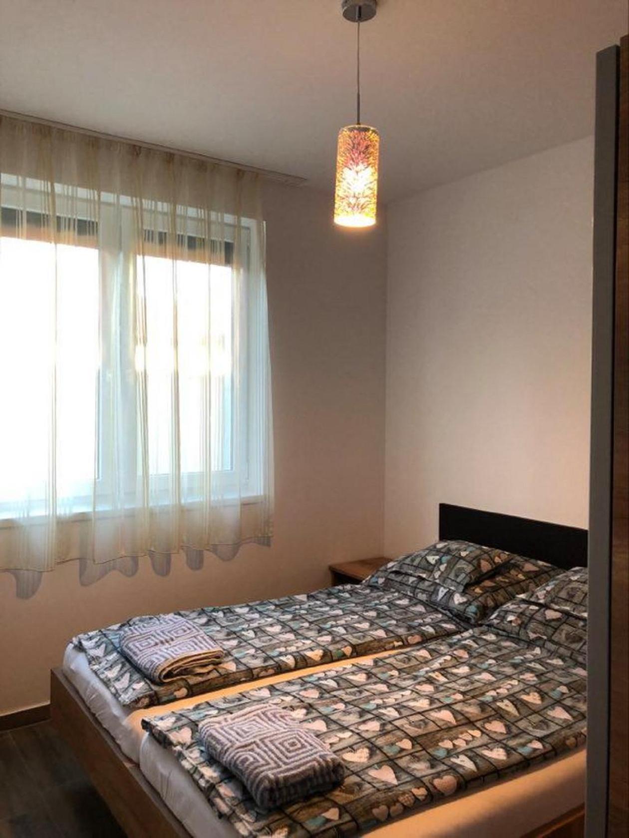 Imre Apartman Hajdúszoboszló Exteriör bild